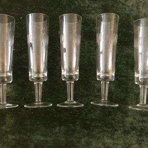 5 champagne glasses